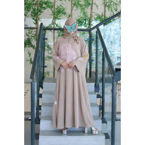 Royal Rovan Jellabiya with 3D Floral Appliqués